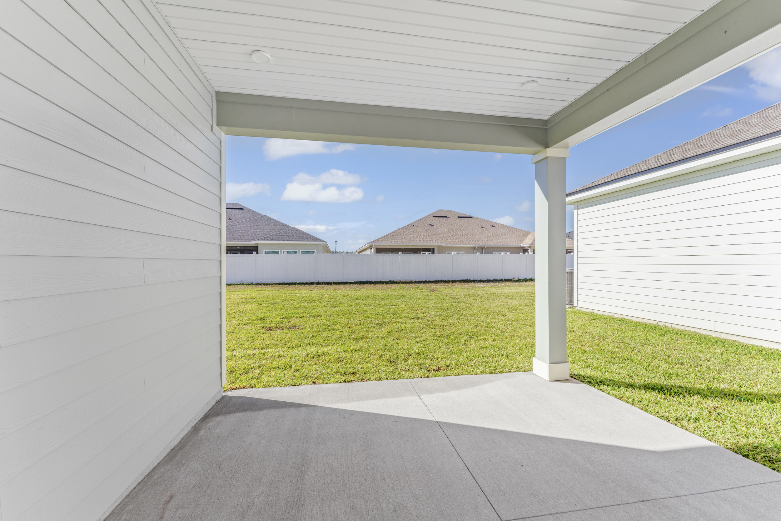Lot 22 Covered Patio at Camden Woods in Kingsland