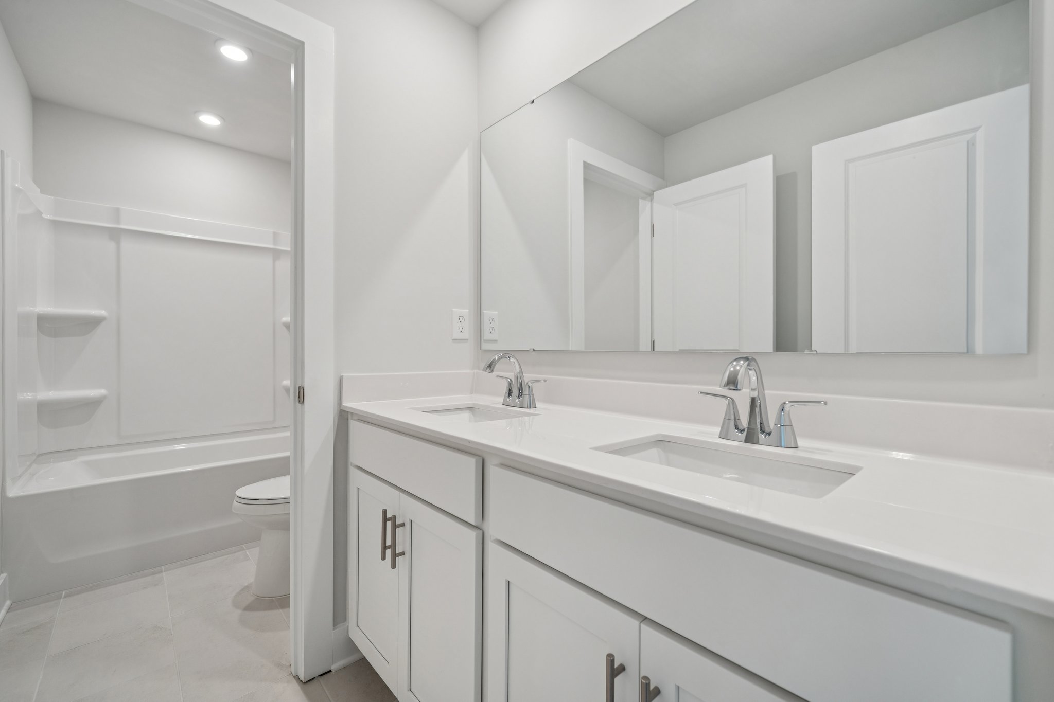 Rainier Bath 2 at Cannon Manor in Kannapolis, NC